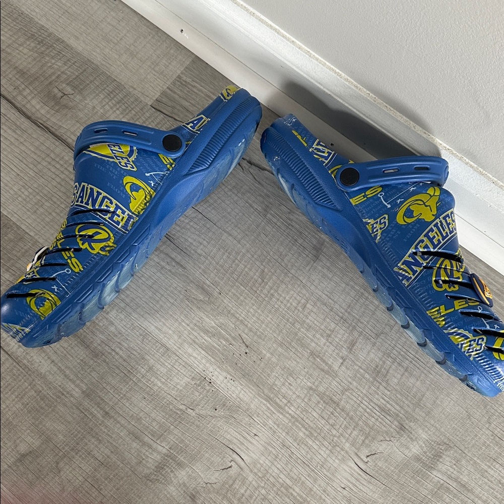 Blue Graphic Men's Clogs - Picture 5 of 7
